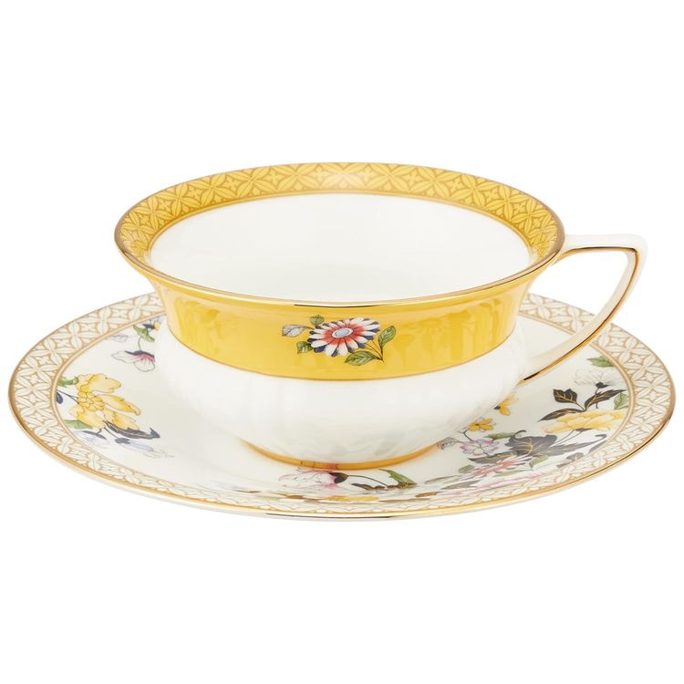 Xicara-e-Pires-Elegancia-e-Sofisticacao-em-Sua-Mesa-com-Imagem-0