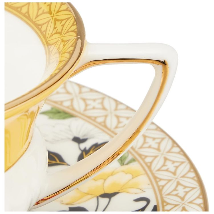 Xicara-e-Pires-Elegancia-e-Sofisticacao-em-Sua-Mesa-com-Imagem-4