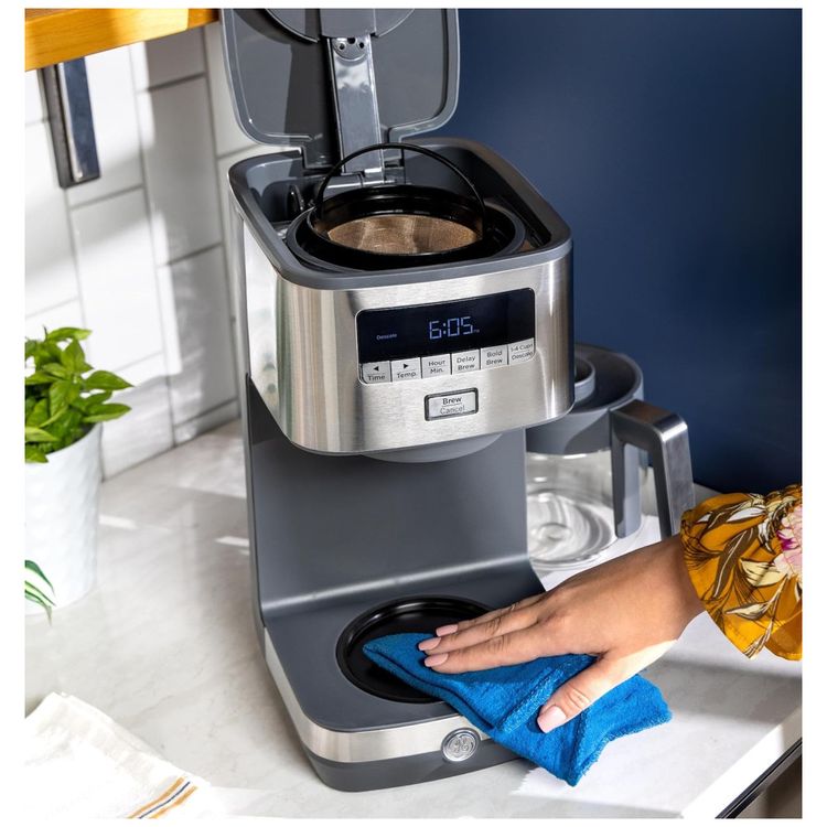Cafeteira-com-Jarra-de-Xicaras-e-Temporizador-110V-1200W-Imagem-6