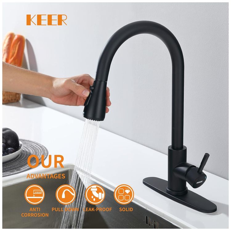 Torneira-Cozinha-com-Dispensador-de-Sabao-Pulverizador-de-Imagem-5