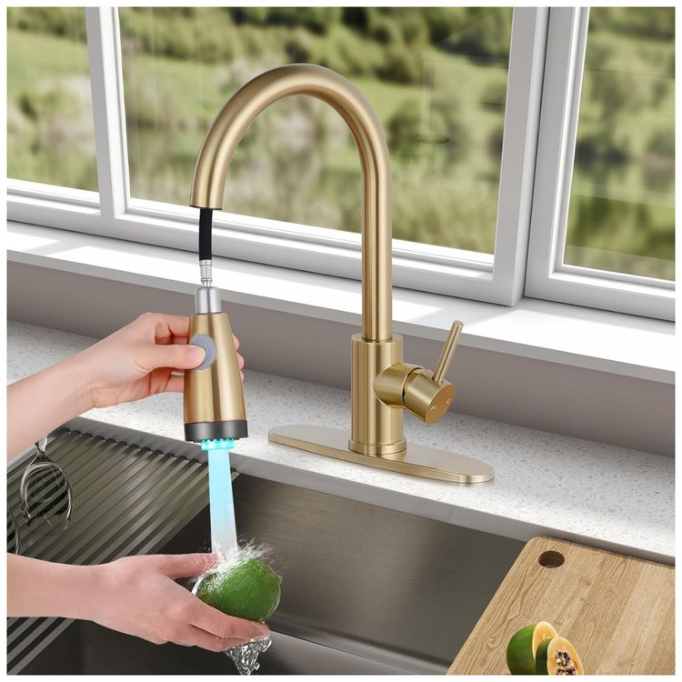 Torneira-Cozinha-com-LED-e-Pulverizador-Pull-Down-e-Duravel-Imagem-3