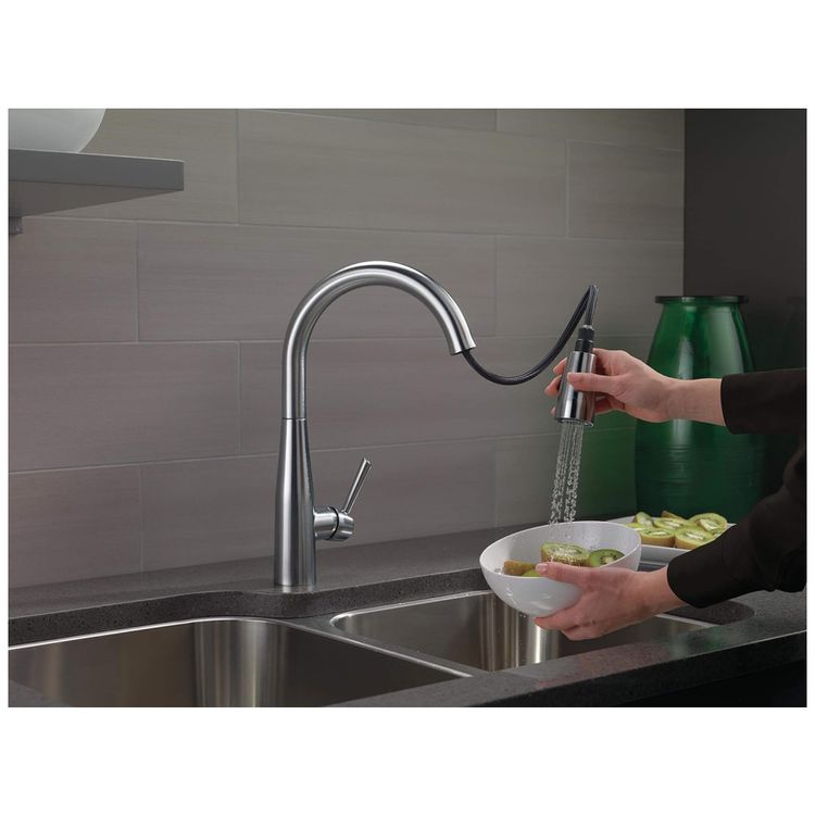 Torneira-Cozinha-com-Pulverizador-Pull-Down-de-Ancoragem-Imagem-1