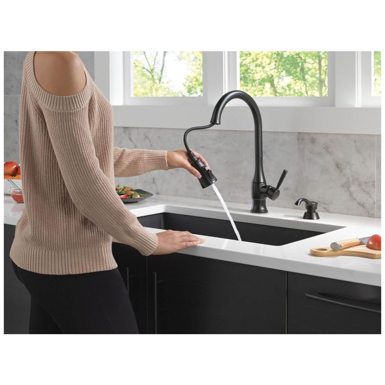 Torneira-Cozinha-com-Dispensador-de-Sabao-e-Pulverizador-Imagem-1