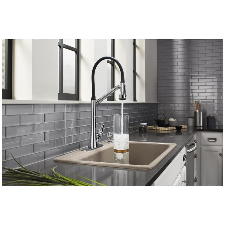 Torneira-Cozinha-Articulada-com-Pul-Down-Sprayer-e-Imagem-6