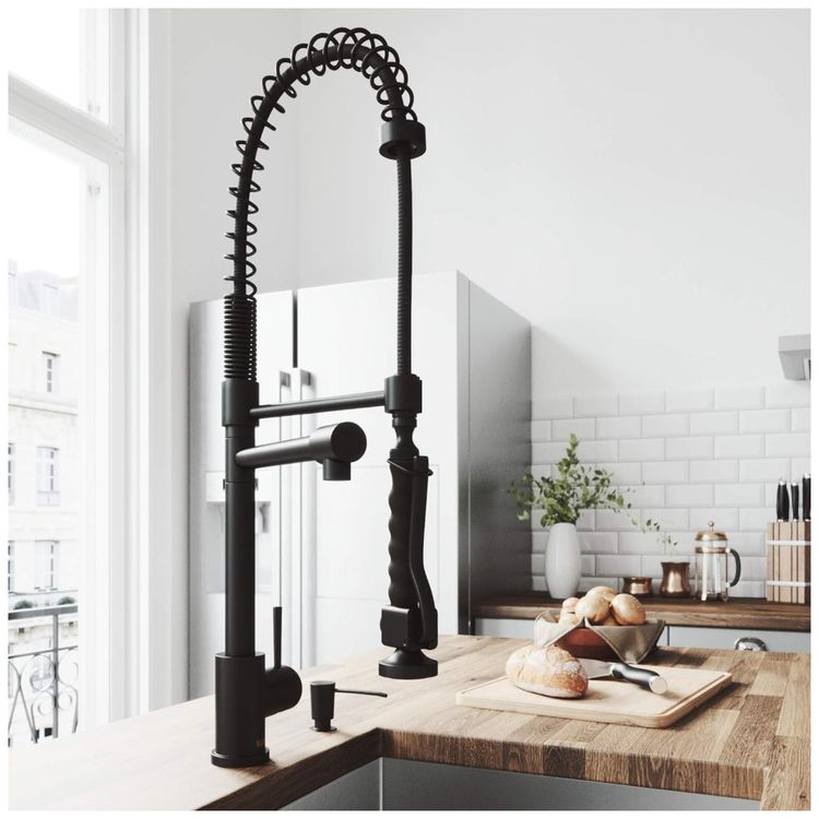 Torneira-Cozinha-com-Pulverizador-Pull-Down-e-Dispensador-Imagem-3