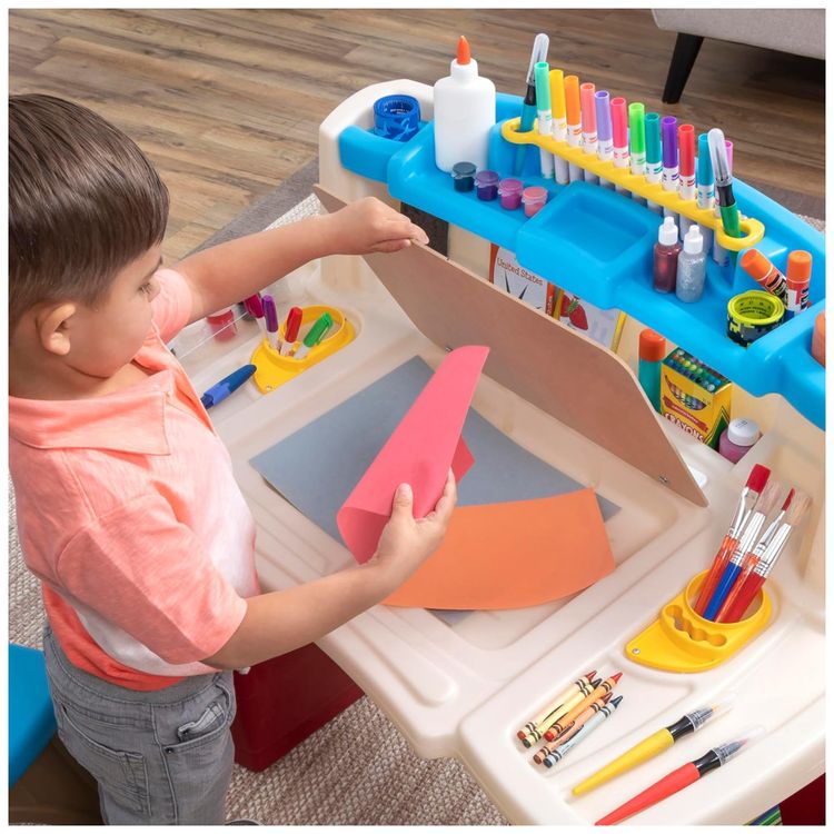 Mesa-de-Atividades-Infantil-com-Cadeira-e-Espaco-para-Imagem-2