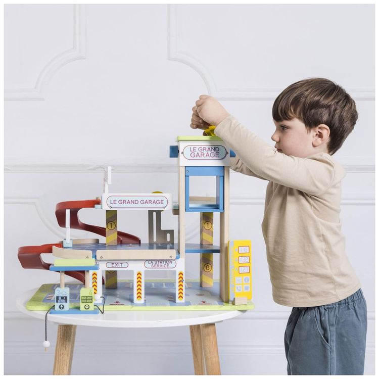 Conjunto-de-Garagem-de-Madeira-para-Brinquedo-com-Carros-Imagem-2