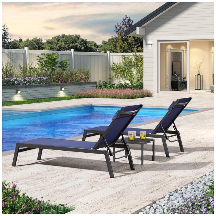 Espreguicadeiras-para-Jardim-em-Aluminio-com-Mesa-Lateral-e-Imagem-1
