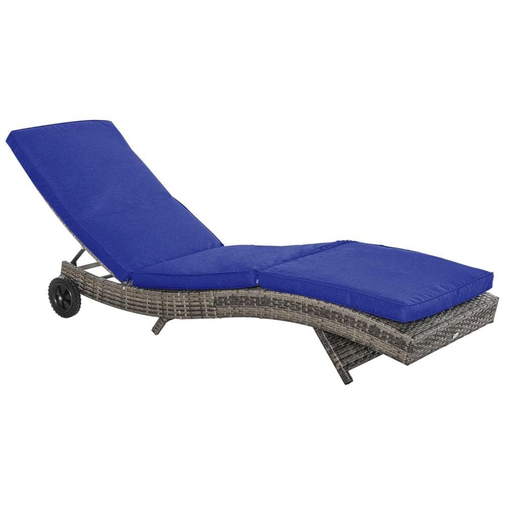 Espreguiçadeira de Vime para Piscina, Rattan PE com Almofada, Encosto Ajustável em 5 Níveis e Rodas para Fácil Movimentação, Outsunny, Azul Escuro