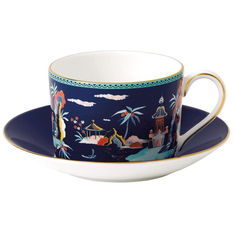Xicara-e-Pires-Elegancia-e-Sofisticacao-em-Sua-Mesa-com-Imagem-0
