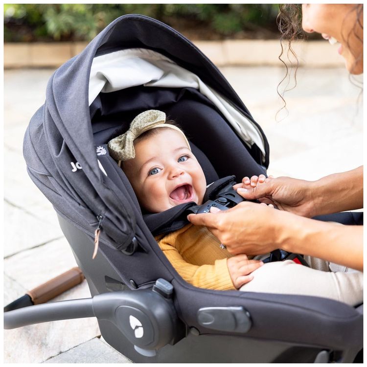 Cadeirinha-de-Bebe-Joie-Mint-Latch-Baseless-para-Bebe-–-Imagem-4