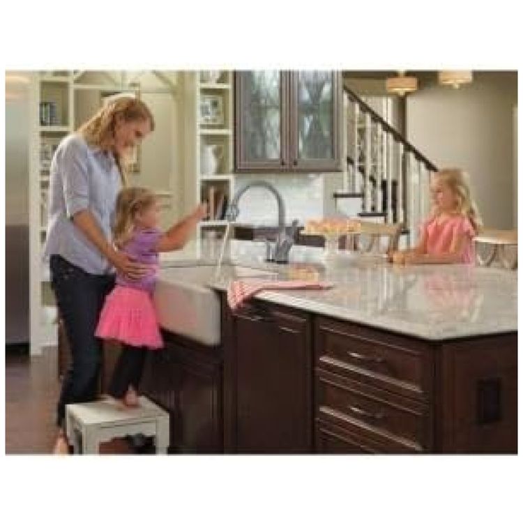 Torneira-Cozinha-com-Tecnologia-Touch2O-e-Pulverizador-Pull-Imagem-1