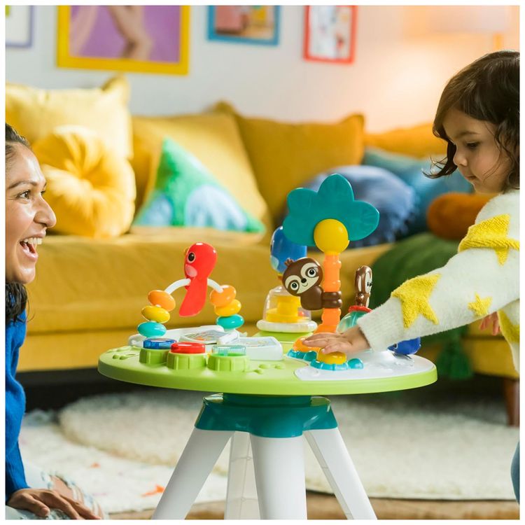 Bright-comeca-em-torno-de-We-Go-2-in-1-Baby-Walker.-Centro-Imagem-9