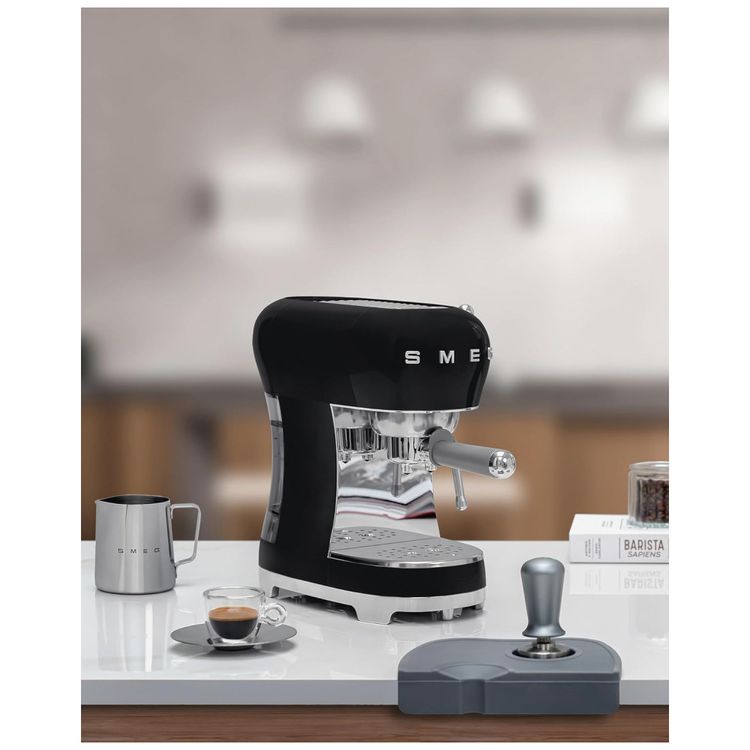 Cafeteira-Espresso-Smeg-15-Bar-Bico-de-Vapor-Filtro-Inox-Imagem-1