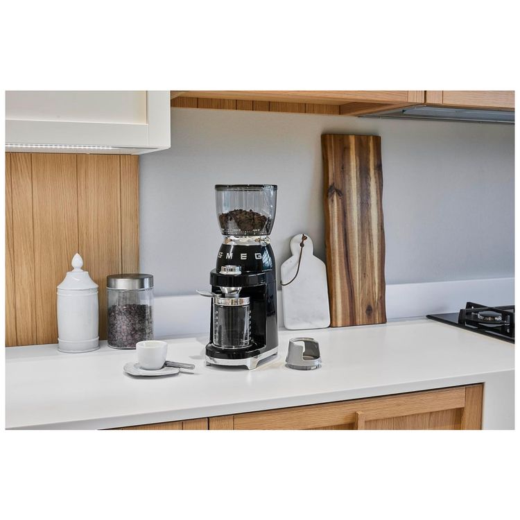 Moedor-de-Cafe-Eletrico-SMEG-Retro-Preto-Imagem-5
