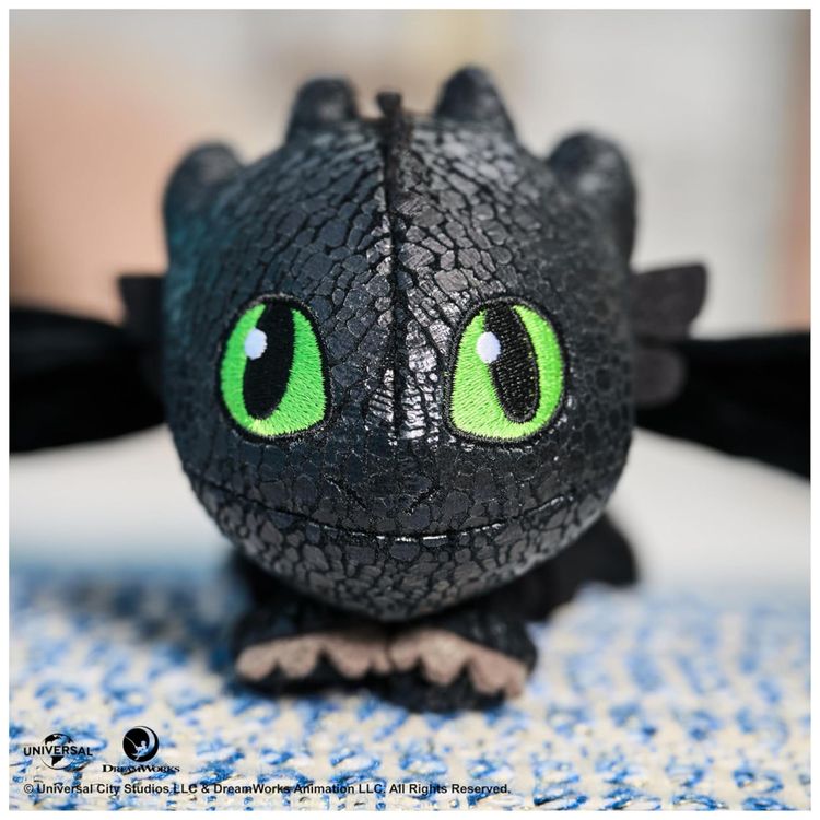 Pelucia-Dreamworks-Dragoes-Como-Treinar-o-Seu-Dragao-Imagem-5