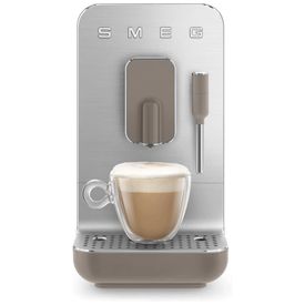 Cafeteira-Automatica-Smeg-com-Vapor-Imagem-0