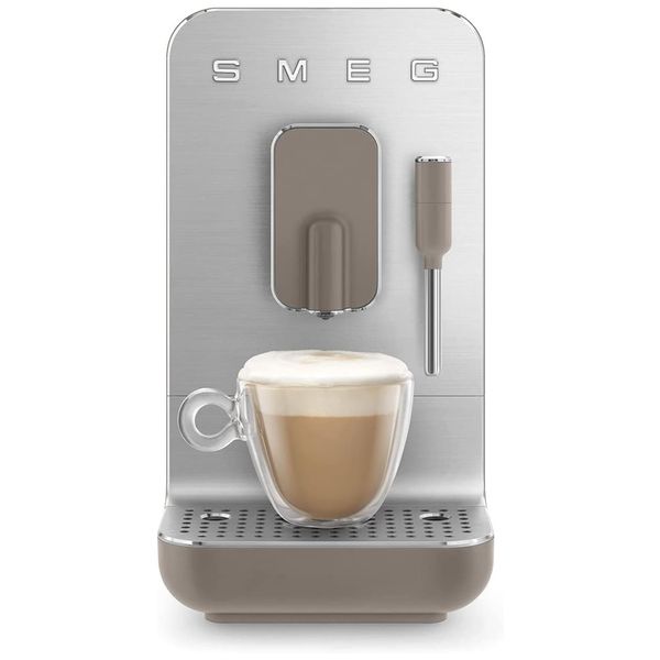 Cafeteira-Automatica-Smeg-com-Vapor-Imagem-0