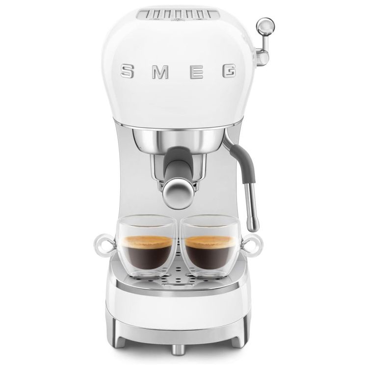 Cafeteira-Espresso-Manual-Smeg-ECF02-15Bar-Fabricada-na-Imagem-2