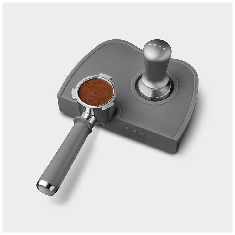 Cafeteira-Espresso-Manual-e-Compactador-Smeg-Verde-Pastel-Imagem-7
