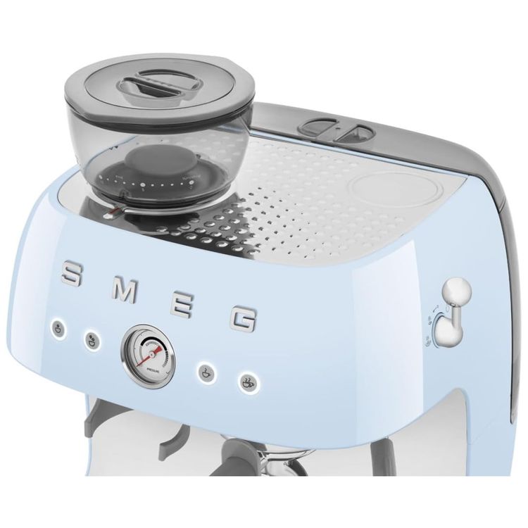 Cafeteira-Espresso-Semiautomatica-Smeg-Retro-EGF03PBUS-Imagem-2