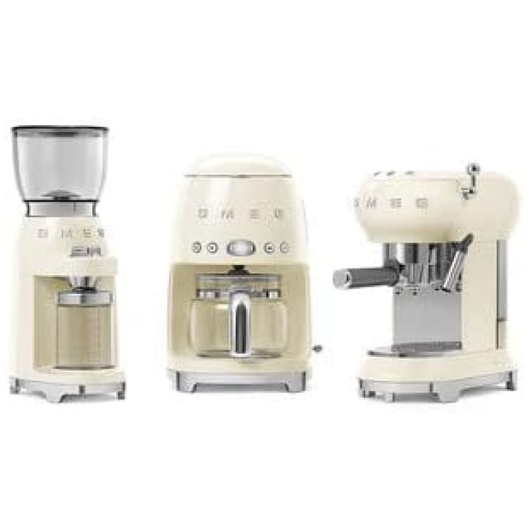 Cafeteira-Retro-Smeg-50s-com-Jarra-de-Vidro-Extra-na-Cor-Imagem-7