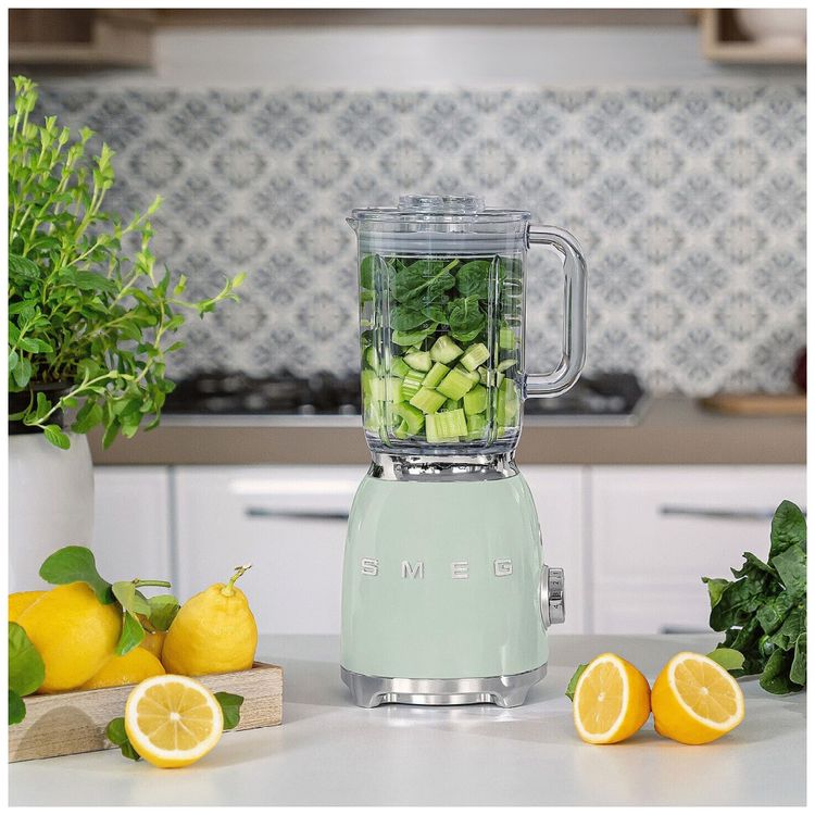 Liquidificador-Smeg-BLF03-Estilo-Retro-600W-com-Jarra-de-Imagem-1