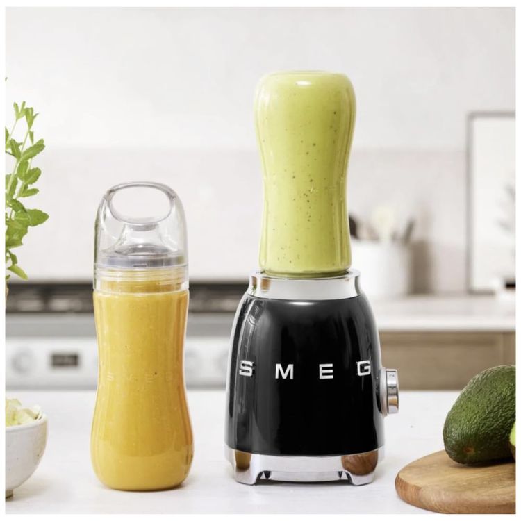 Liquidificador-Pessoal-SMEG-50s-Retro-Style-com-Botao-Imagem-4