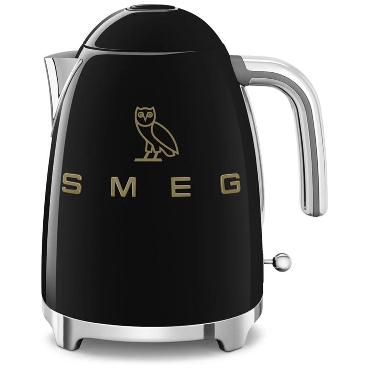 Chaleira-Eletrica-Smeg-x-OVO-17L-da-Colecao-OVO-Chaleira-Imagem-5