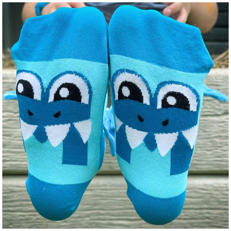 Meias-Shark-Lindas-Meias-ate-o-Joelho-com-Barbatanas-de-Imagem-3
