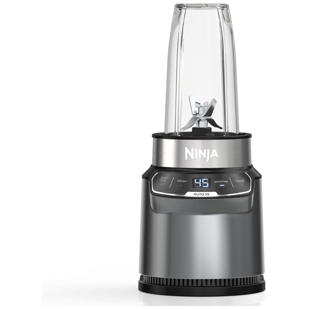 Liquidificador Ninja NutriBlender Pro com Auto IQ, 1000 Watts, Ideal para Sucos Gelados, Vitaminas, Molhos e Mais, com Copos de 532ml e 710ml BN400