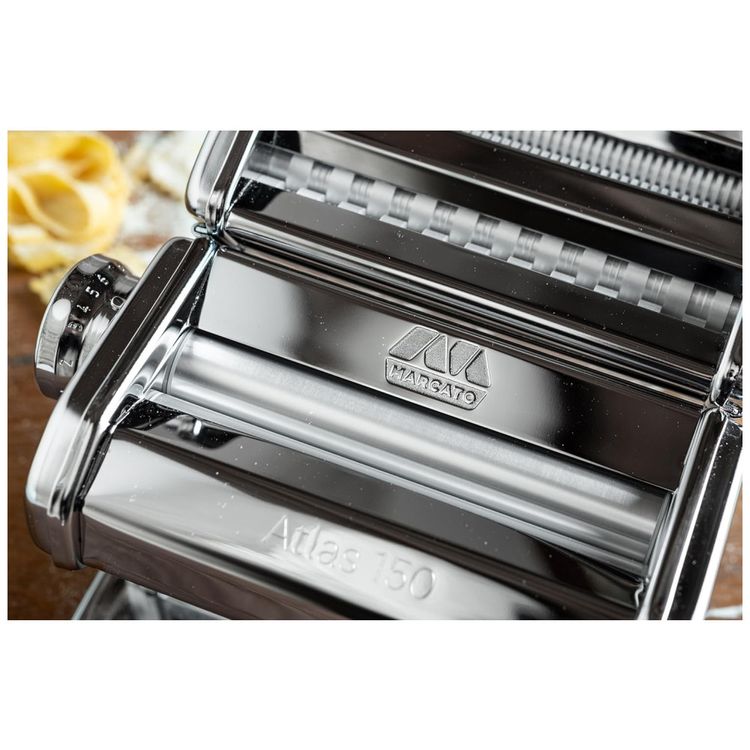 Maquina-Manual-de-Fazer-Massa-de-Pasta-Classica-Atlas-150-Imagem-2