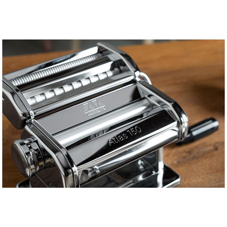 Maquina-Manual-de-Fazer-Massa-de-Pasta-Classica-Atlas-150-Imagem-5