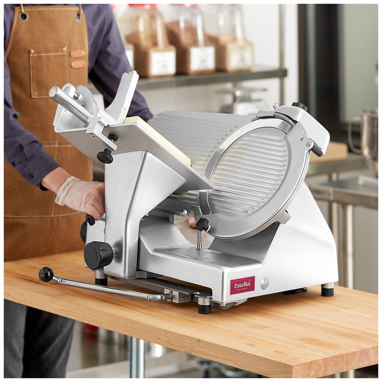 Fatiadora-Industrial-de-Carne-Manual-Pesada-Estella-SLM12-Imagem-1