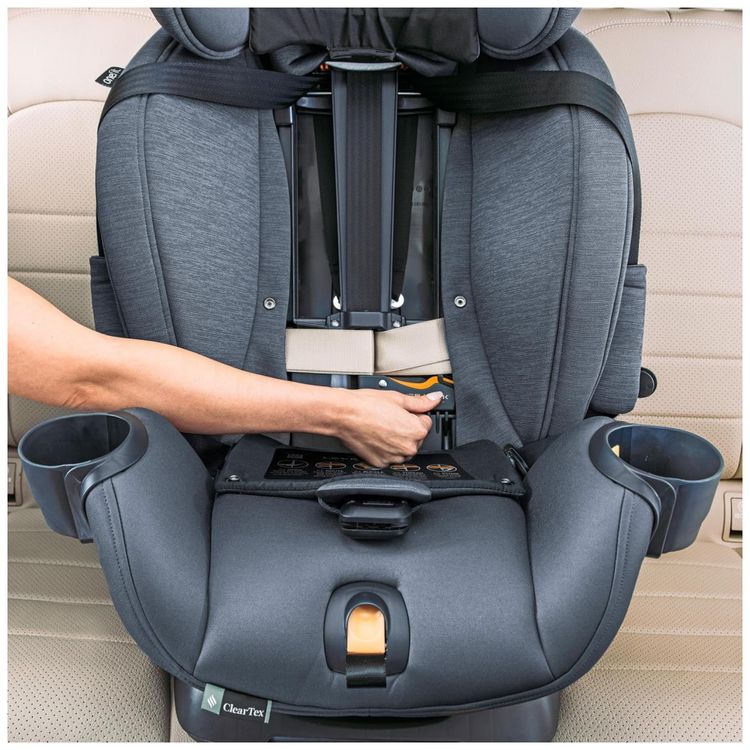 Cadeirinha-de-Carro-Chicco-OneFit-LX-ClearTex-All-in-One-Imagem-4