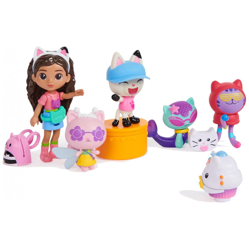 Conjunto de Figuras Temáticas de Viagem de Gabbys Dollhouse com Boneca Gabby e 5 Figuras de Gatos Brinquedos, Acessórios Surpresa de Casa de Bonecas,